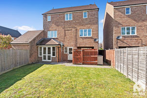 Photo 16- click for photo gallery